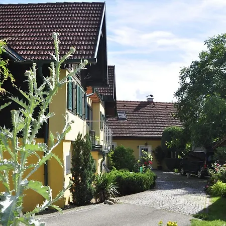Weingut Familie Danko *